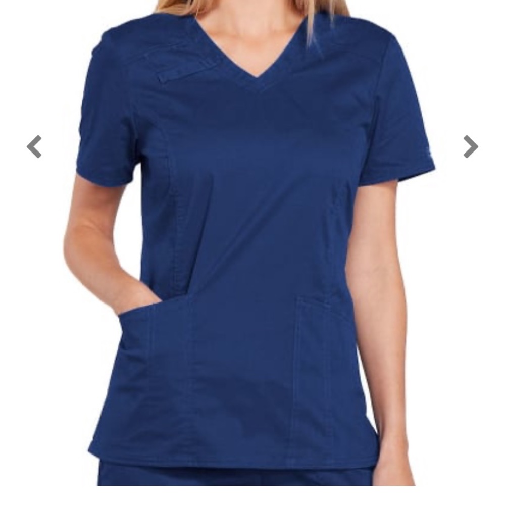 Cherokee core stretch scrub top
